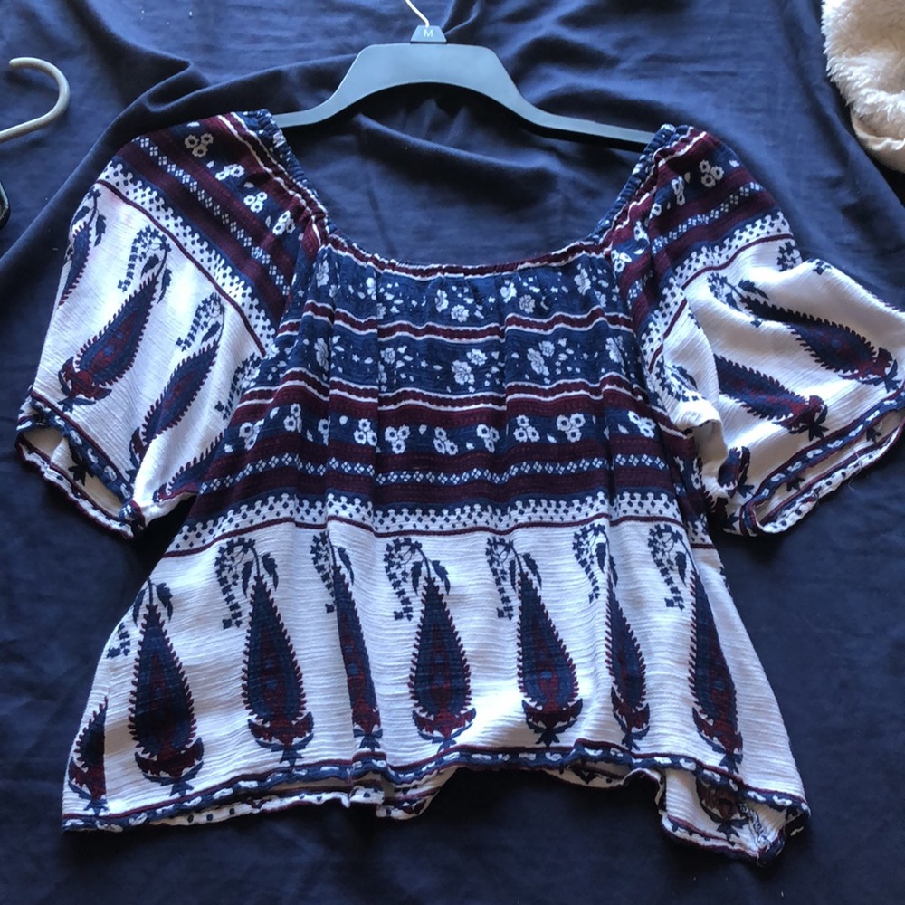 Patterned Crop Top - Picture 2 of 2